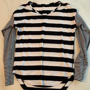 Lululemon long sleeve shirt